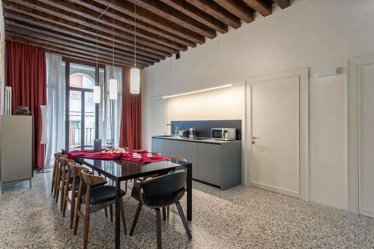 Palazzo Venere Apartments Venice Italy